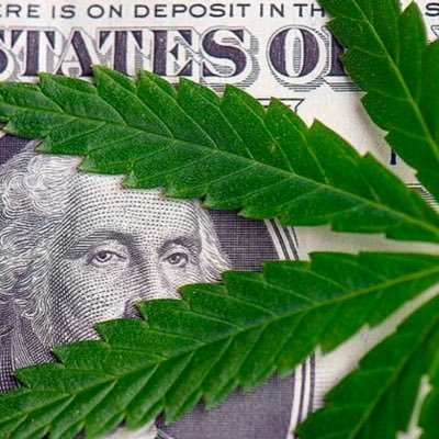 AlyssaCroy's profile picture. 週末はサッカー漬け！