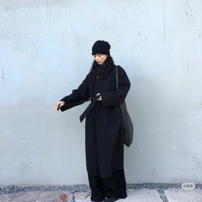 koyamaVTuber's profile picture. VTuber活動を始めたい方をサポートしています🎤✨ 現役マネージャーとして、一人ひとりのペースに合わせて伴走中🌿🤝 面談・活動設計・案件紹介など幅広く対応しています🪄  📌VTuberサポート講師 / 実務ベースの支援スタイルです