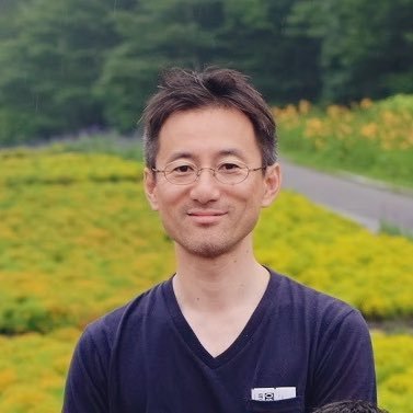 nobu2582's profile picture. I like sports, especially soccer and baseball.
 I love cameras. I love cooking. I love reading.
 Residing in Chiba Prefecture. Married with two children.