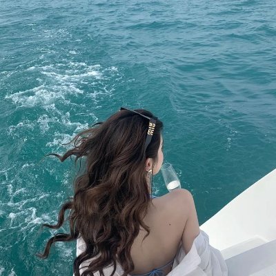 sunshine74tr3's profile picture. Walking proof that elegance never goes out of style
#MarketQueen 👑 #CryptoChic #TradeSmart 💹#FinancialFreed
#WanderWoman 🌍#PassportReady ✈️ #GlobeTrotter