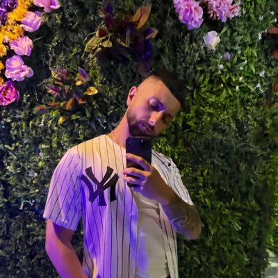 AlexMotz1's profile picture. 