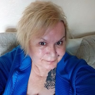 AngelA20715's profile picture. I support animal rights activists. harf Irish and Scottish and italian..English from England UK