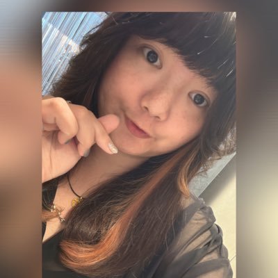 Llin_Jun's profile picture. ❤️💙