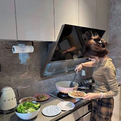 yoursug_sophie's profile picture. Exploring life with wonder, magic, and an open heart