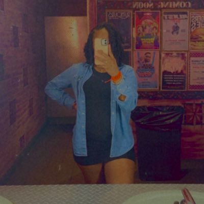 wife • girl mαmα² • fαtgrl • 𝓇𝑜𝑜𝓉𝑒𝒹 𝒾𝓃 𝓃𝑜𝓁𝒶 • lego enthusiαst • plαylist connoisseur • αvid tv|movie wαtcher