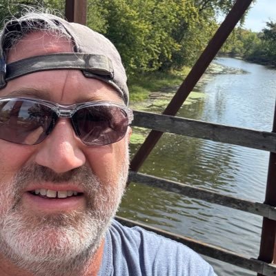 McRem's profile picture. Release the Epstein files🤬! F*** the tRump💩🫟. Stand firm Democrats 🌊🌈🌎🟦.