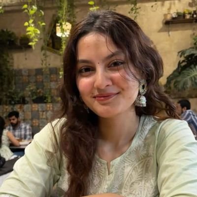 Avni_73's profile picture. 