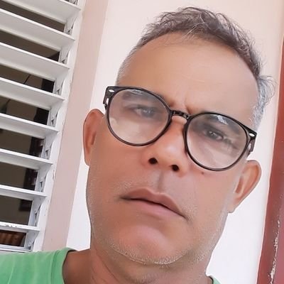 LiceaSanch47077's profile picture. Tambien con el pié en el estribo, mi arma y teléfono cargad@s, y listo para la defensa de mi valinte pueblo .