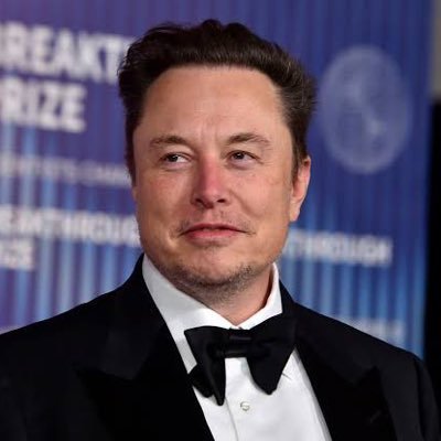 reevemusk72_'s profile picture. 