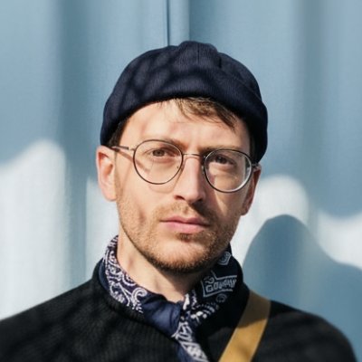 dmndrz's profile picture. Graphiste ⌿ Designer d’intérieur