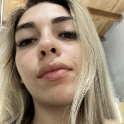 sopeverr's profile picture. too cute to care, too wise to stay