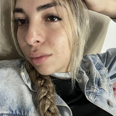 sofnemii's profile picture. manifesting soft landings