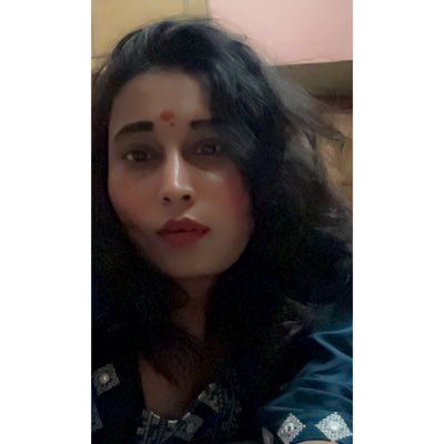 ruuhaniyat's profile picture. अपनी ही तलाश में कहीं गुम हूँ…@roohaniyat26