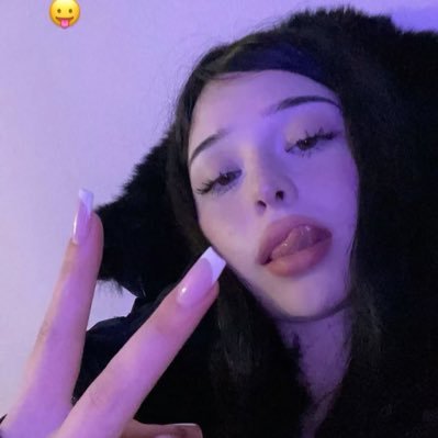 AttLidya14200's profile picture. Accueillir