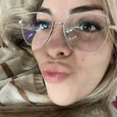 soflio_'s profile picture. Alt vibes 🌹 message me on @sophiaxlopez — gift 🎀