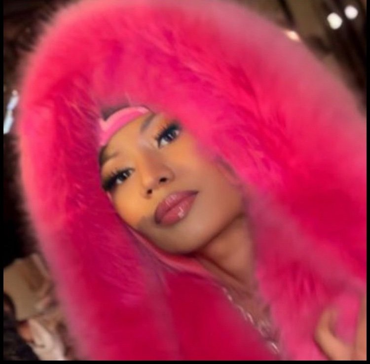 iyzblvinunicorn's profile picture. 