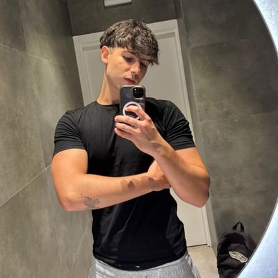@AlphaManel