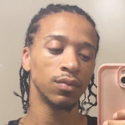 ThatsSoShelli's profile picture. 