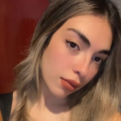 sofavel_'s profile picture. heart of glitter, mouth of fire