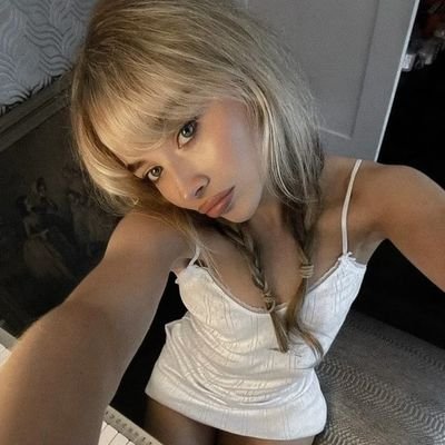 themariasholic's profile picture. bye, it's me! howsmmm call? do you me still love?