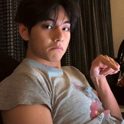 softete's profile picture. nommed tae’s dumpy duck-butt belly clean