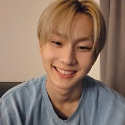 luvbugwon's profile picture. leader of pocketz nation ◞♡ #gfholic