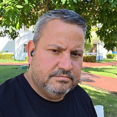 reycepero73's profile picture. Ingeniero Industrial. Artesano Artista.
La peor lucha es la que no se hace.
El insulto del imbécil es el mayor de los elogios.