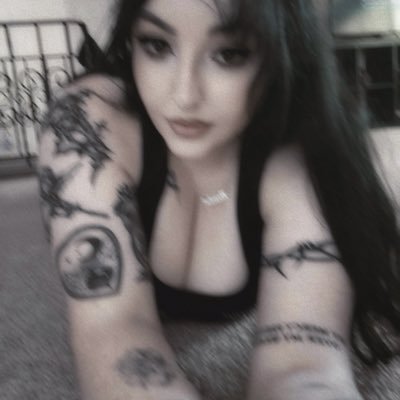 makkyyb's profile picture. (employed) fps enjoyer @iconsipt 🖤💍