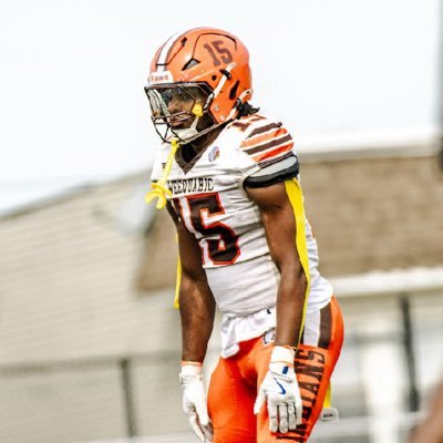 SuenensF's profile picture. 6’1 215 LB @WeequahicHSFB. SPHS. 27’ St.fleurr GPA:3.6 emali: suenensst17@gmail.com Phone:9733903921 “Man Child”🇭🇹