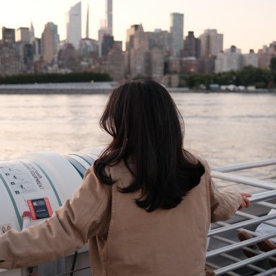 ysacalderon's profile picture. 