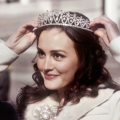 whaahappenelle's profile picture. dante maroni's wifey.