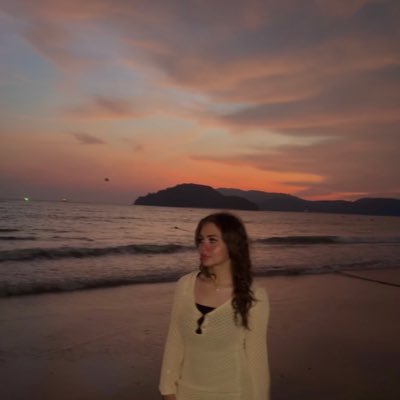 uuttyhii's profile picture. scientist