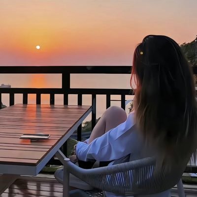 correaluciele's profile picture. #江门 04在校生，接受上门委托 自己接线下 赚点生活费  （中介 口嗨 求放过）此号备用，乖宝宝私我大号 @yydss001
