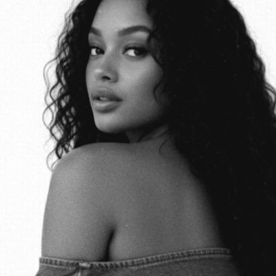 kayleeizms's profile picture. cashmere thoughts