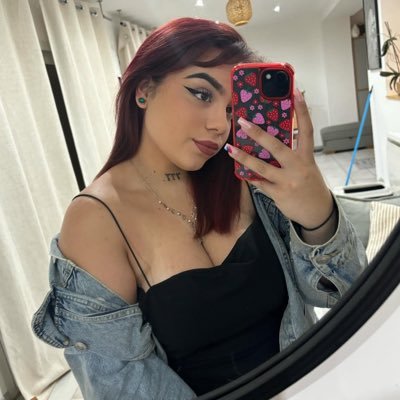misslucinda69's profile picture. 23ans et bouillante comme la braise💋 🎁 réclame ta surprise ici ⤵️