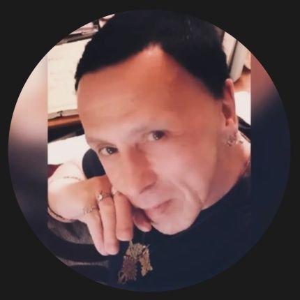 PAULUPENDO2's profile picture. Visual artist 🎨 Photographer 📸Creativity  only messured by imaginations 🇬🇧 Orthodox Christian ☦️ English Patriot 🏴󠁧󠁢󠁥󠁮󠁧󠁿 Christ is God 🙏
