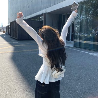Cinder50Sky's profile picture. Heartbeat is the twinkling Milky Way, and tenderness is the light shining into life