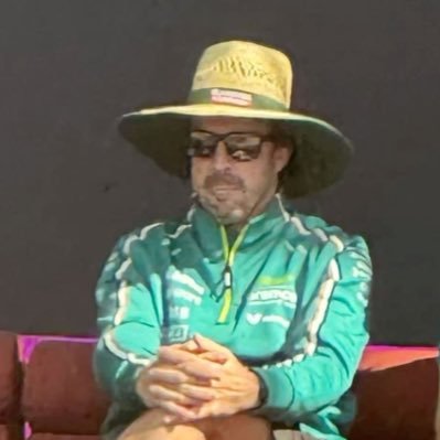 iioliverha's profile picture. cheia de hiperfocos 🐉🏎️ l