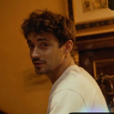 azpp123's profile picture. 