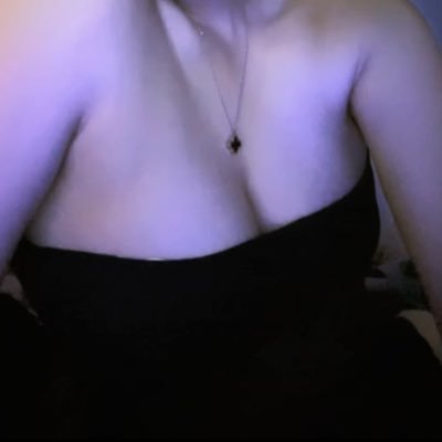 bae_xinhh's profile picture. baby máu M