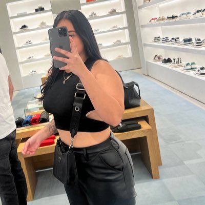 Luchaanaa's profile picture. 