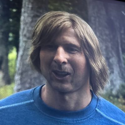 chadpowers12345's profile picture. Trying to get in touch with Elon