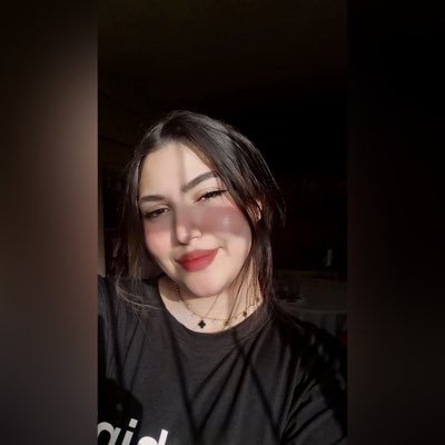 deehss201314's profile picture. 