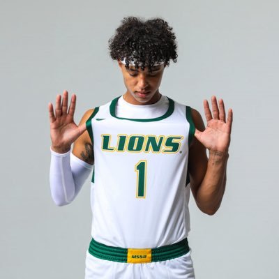 Colinruffin1's profile picture. God first in everything!|2023| 6’4 186| PG| Full qualifier|