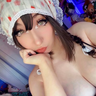 eumifruit's profile picture. Twitch Partner 💜 Cosplay waifu 👾 League streamer (Diamond Lux mid) | 💌 contacteumina@gmail.com | ✨📍Toronto
