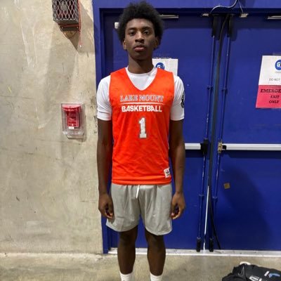 Daqavious114's profile picture. class of 2026 mount dora high school 6'3 GPA 3.4