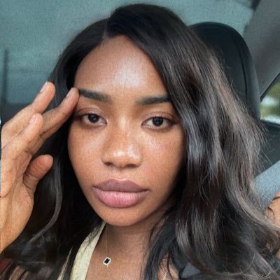 Brendaugo___'s profile picture. 