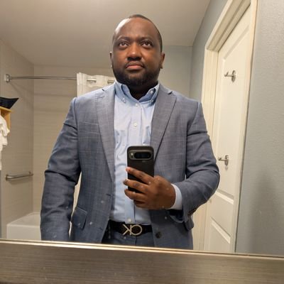 em2aogbu's profile picture. 