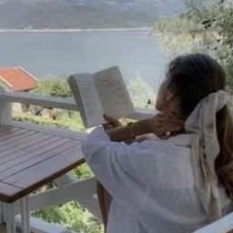 Beeme270652's profile picture. 