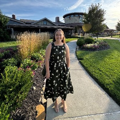 _apf10_'s profile picture. Jesus Follower, Wife, Mom, Educator, Social Studies Nerd, Runner, Professional Laugher, OKState Alum